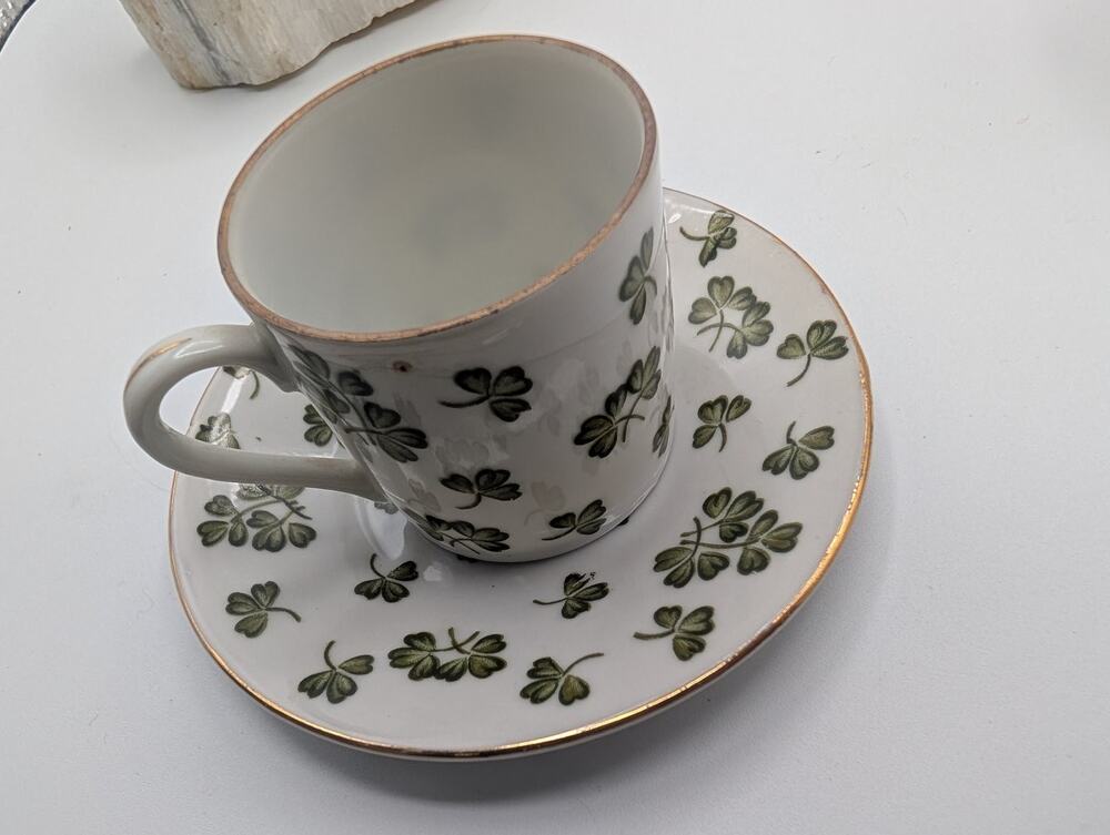 Vintage Shamrock Clover Coffee Tea Cup & Saucer Set Gold Trim Irish St